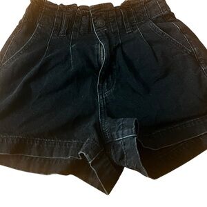 American Eagle Black shorts women’s size 00